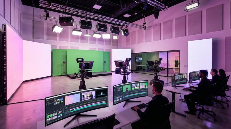 香蕉视频制片总监